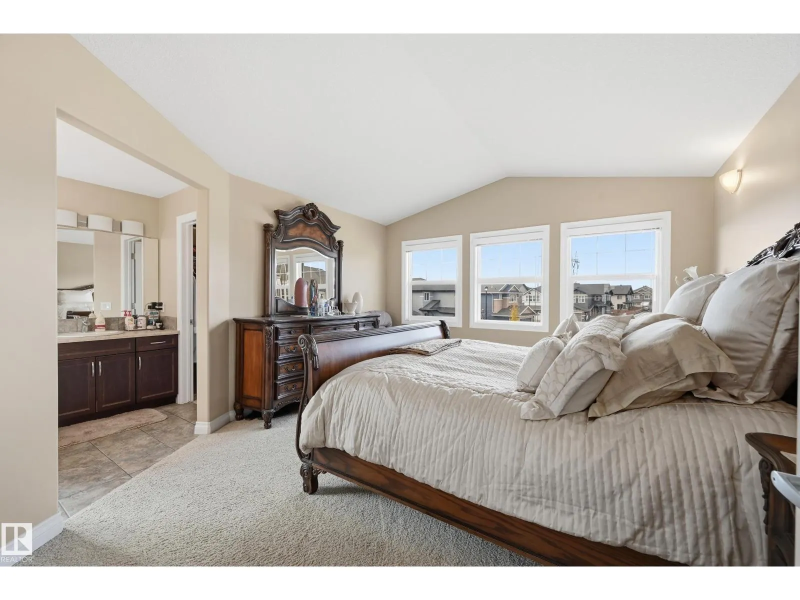 1590 Chapman WY SW SW