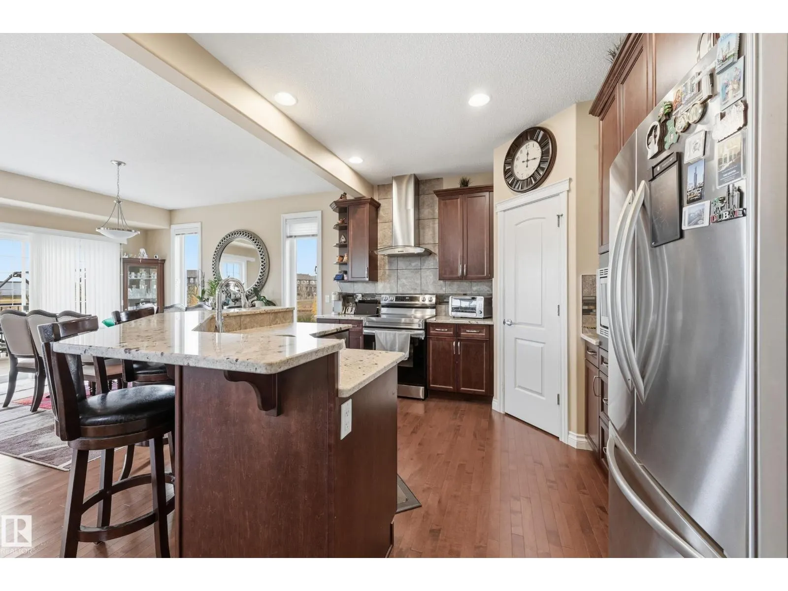 1590 Chapman WY SW SW