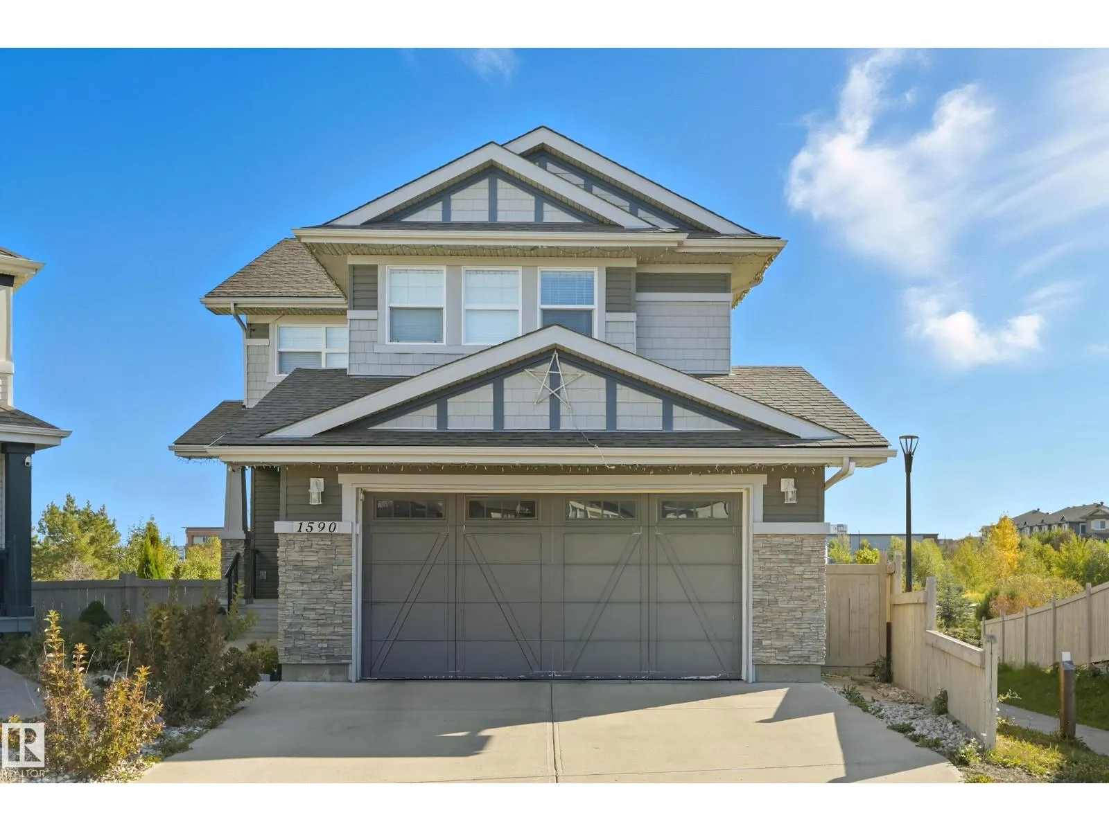 1590 Chapman WY SW SW