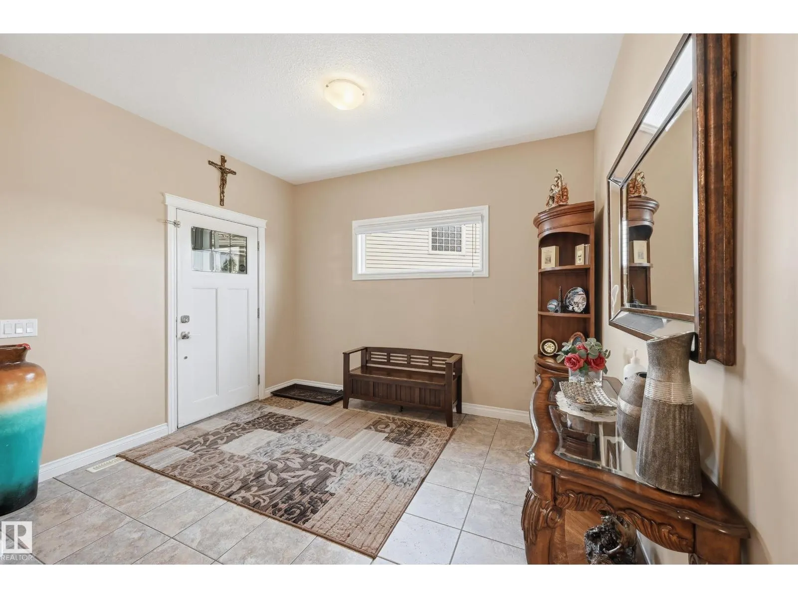 1590 Chapman WY SW SW