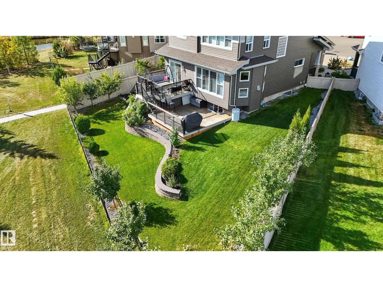 1590 Chapman WY SW SW