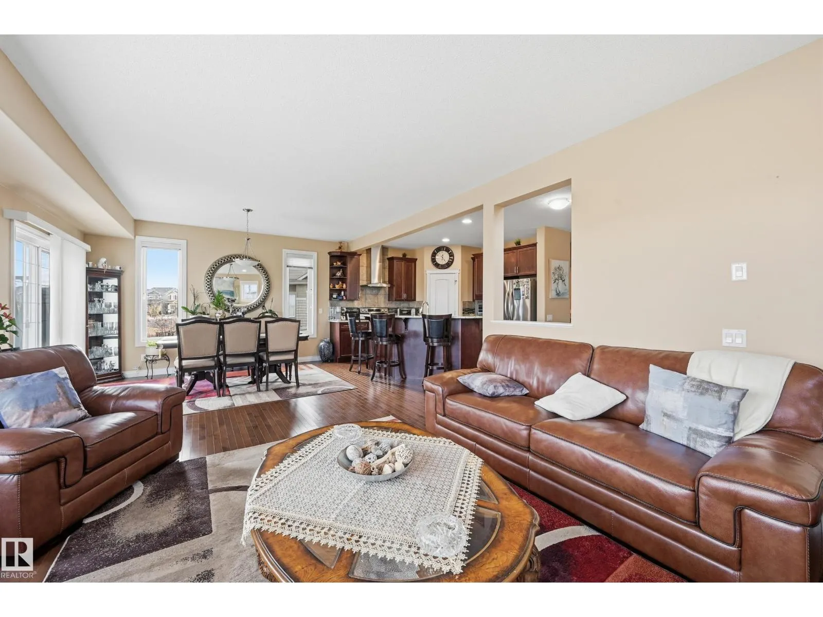 1590 Chapman WY SW SW