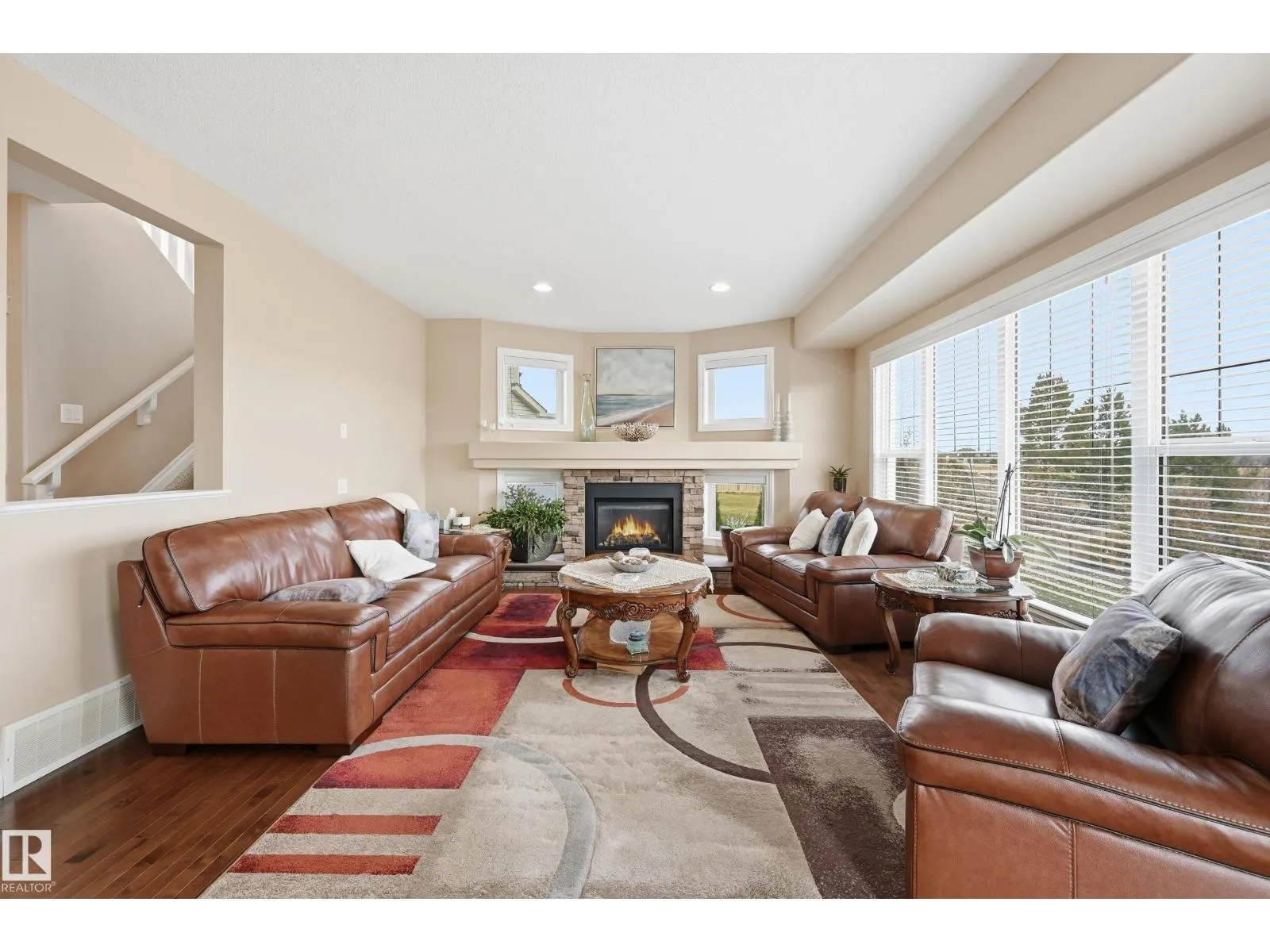 1590 Chapman WY SW SW