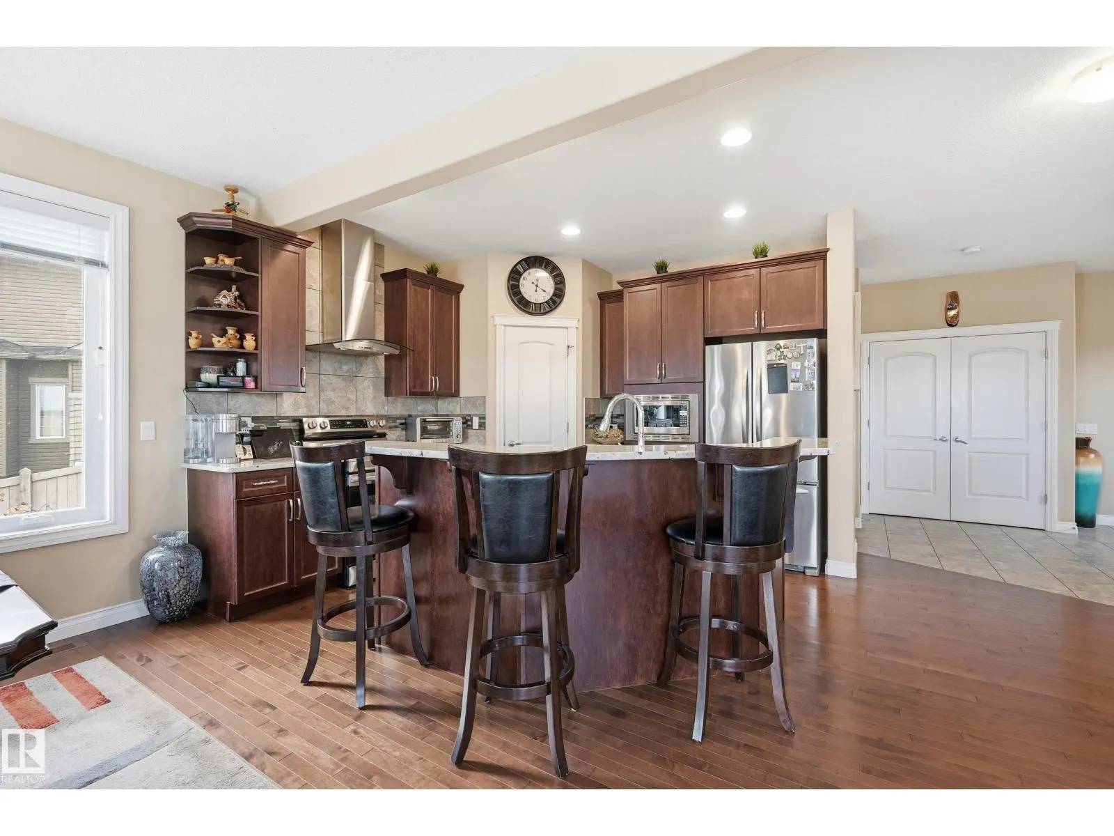 1590 Chapman WY SW SW