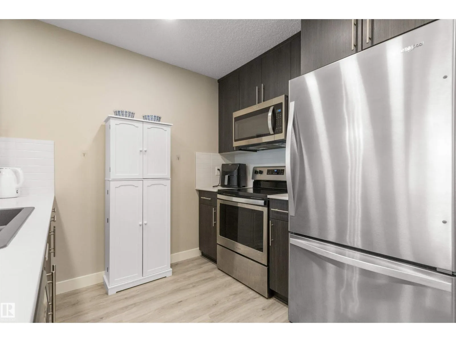 #101 1506 TAMARACK BV NW