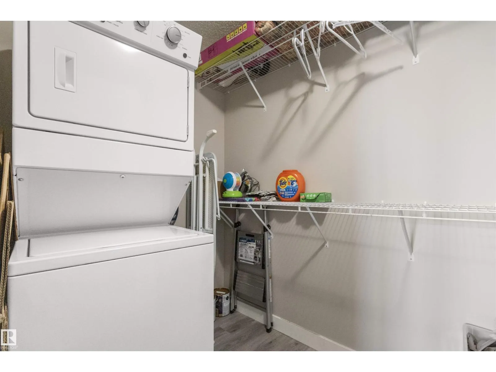 #101 1506 TAMARACK BV NW