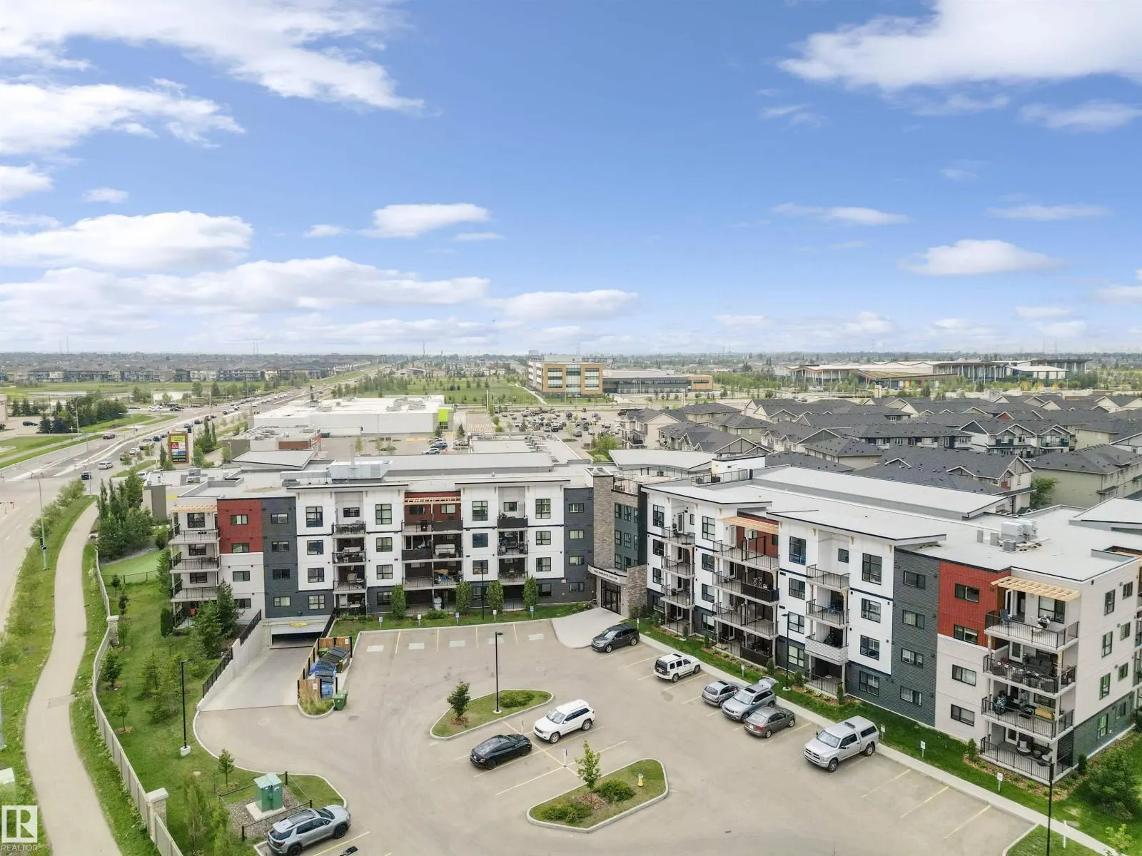 #101 1506 TAMARACK BV NW