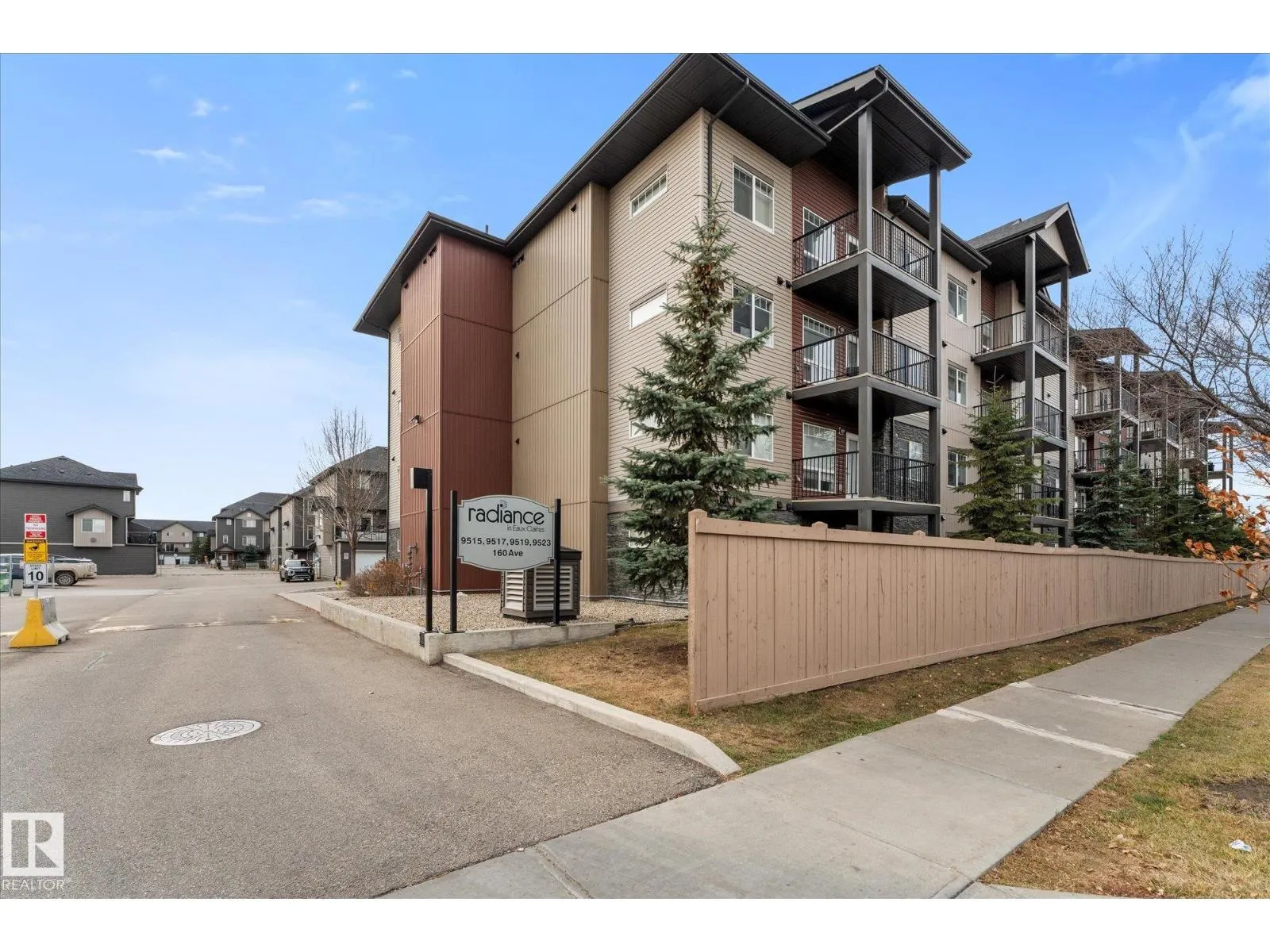 #109 9523 160 AV NW
