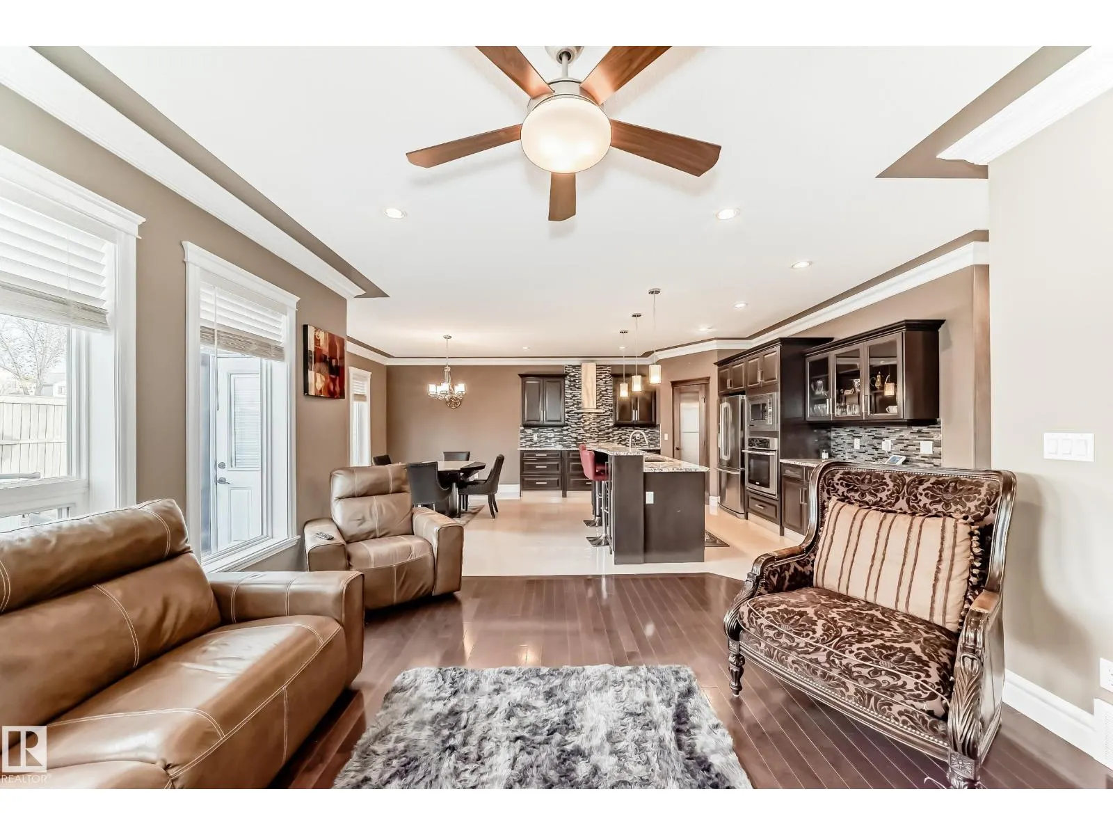 1552 CUNNINGHAM CAPE CA SW