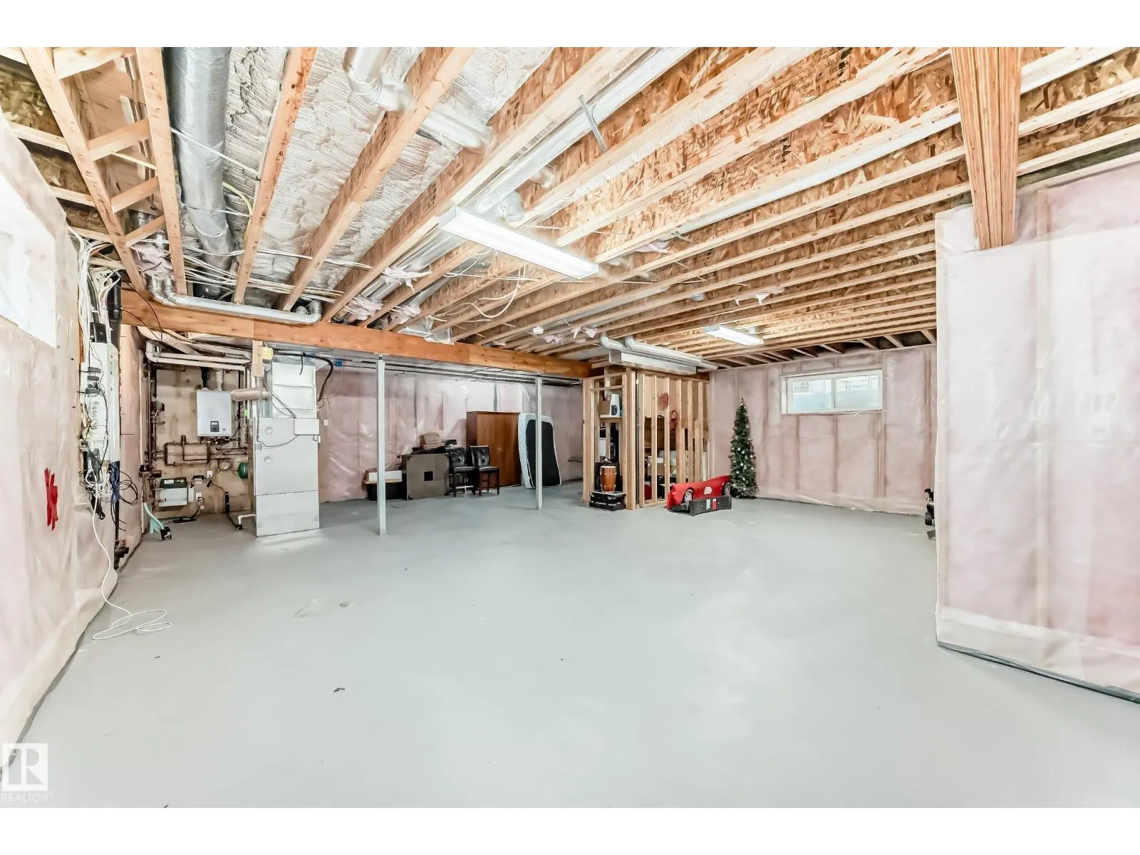 1552 CUNNINGHAM CAPE CA SW