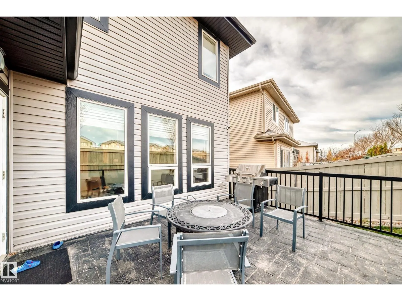 1552 CUNNINGHAM CAPE CA SW