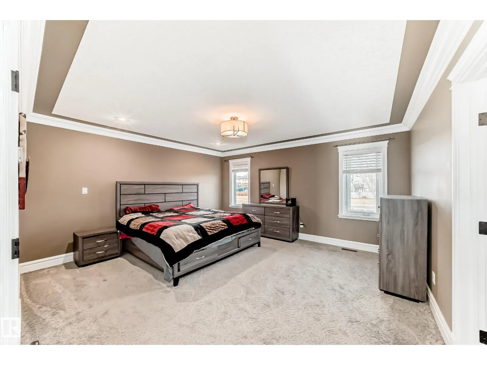 1552 CUNNINGHAM CAPE CA SW