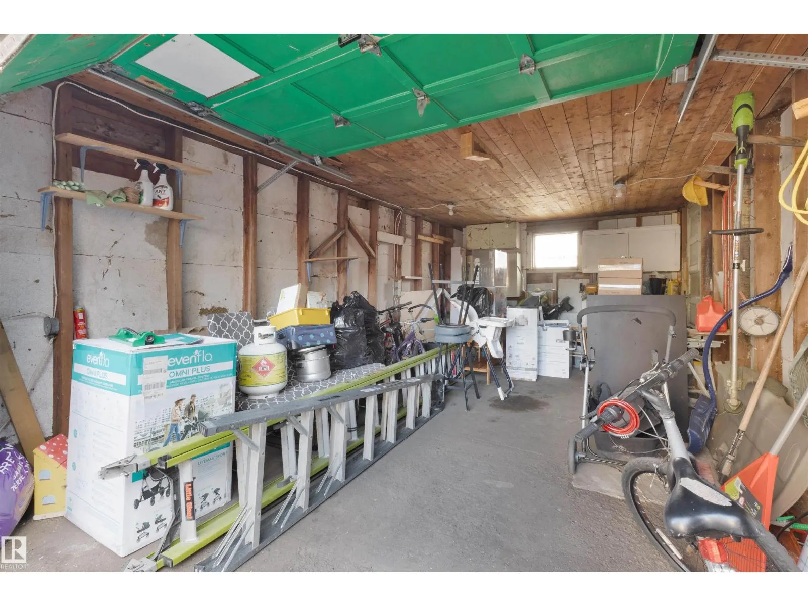 75 GRAND MEADOW CR NW