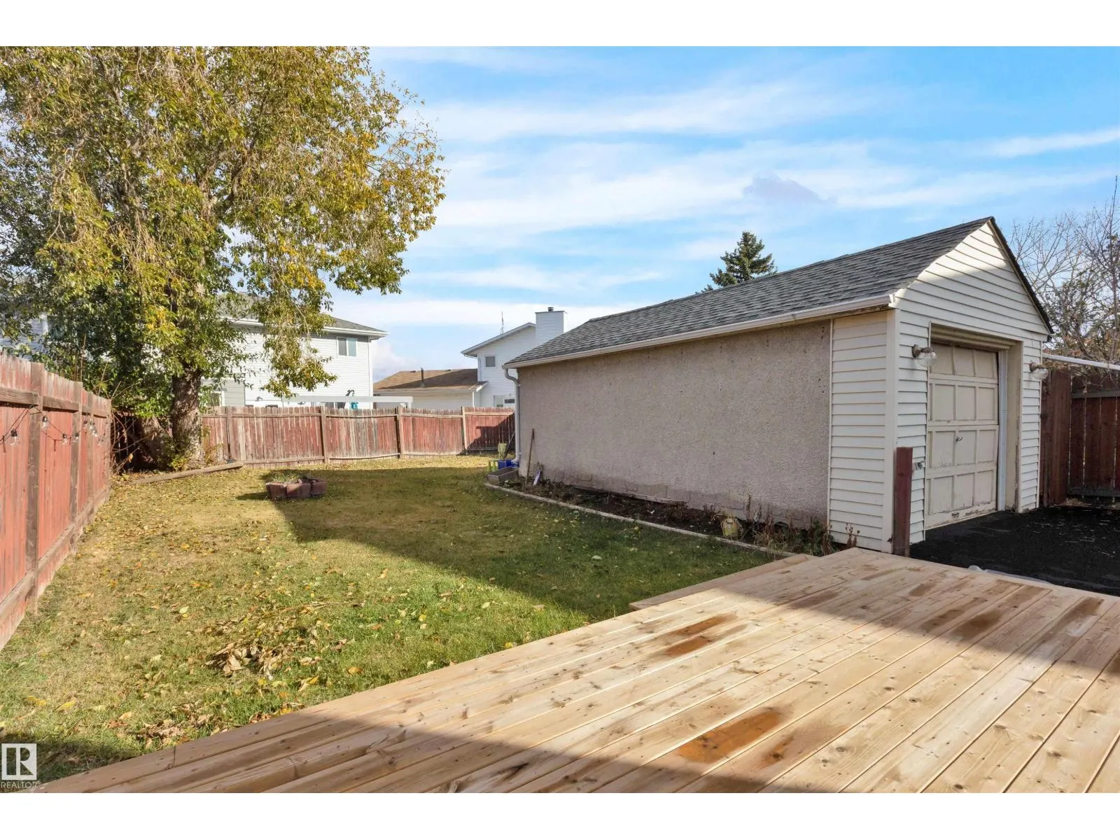 75 GRAND MEADOW CR NW