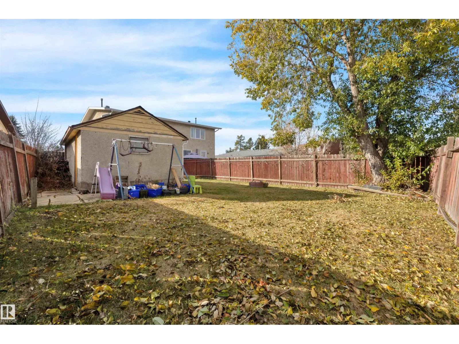 75 GRAND MEADOW CR NW