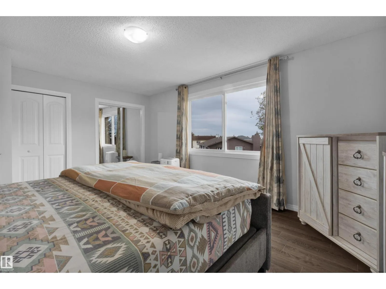 75 GRAND MEADOW CR NW