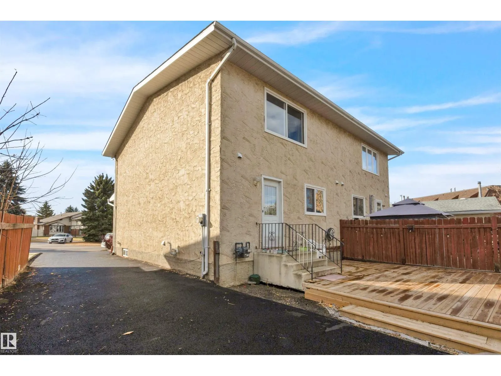 75 GRAND MEADOW CR NW