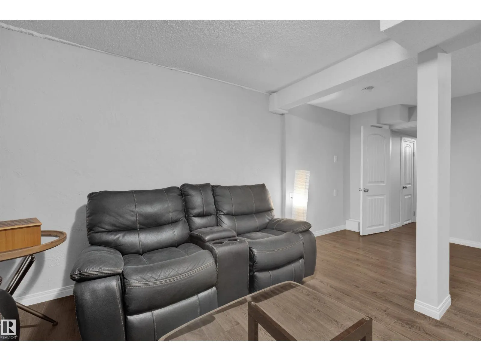 75 GRAND MEADOW CR NW