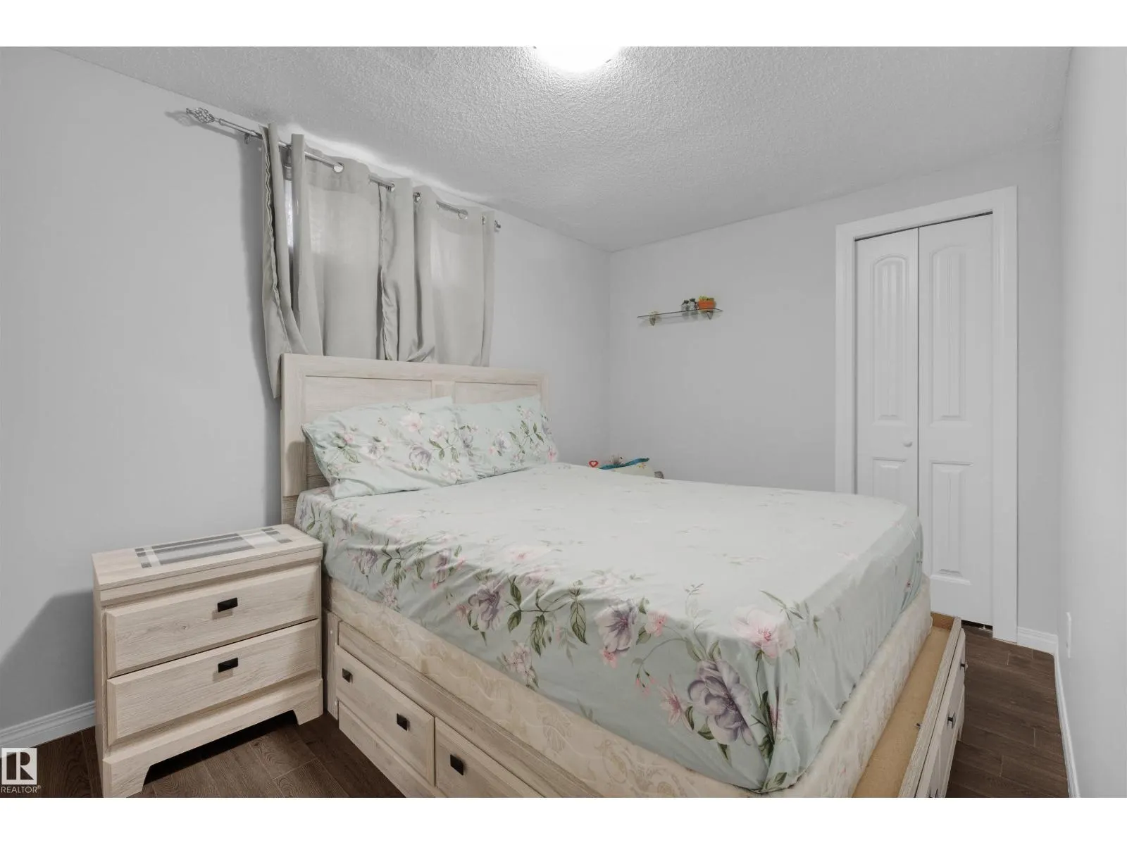 75 GRAND MEADOW CR NW