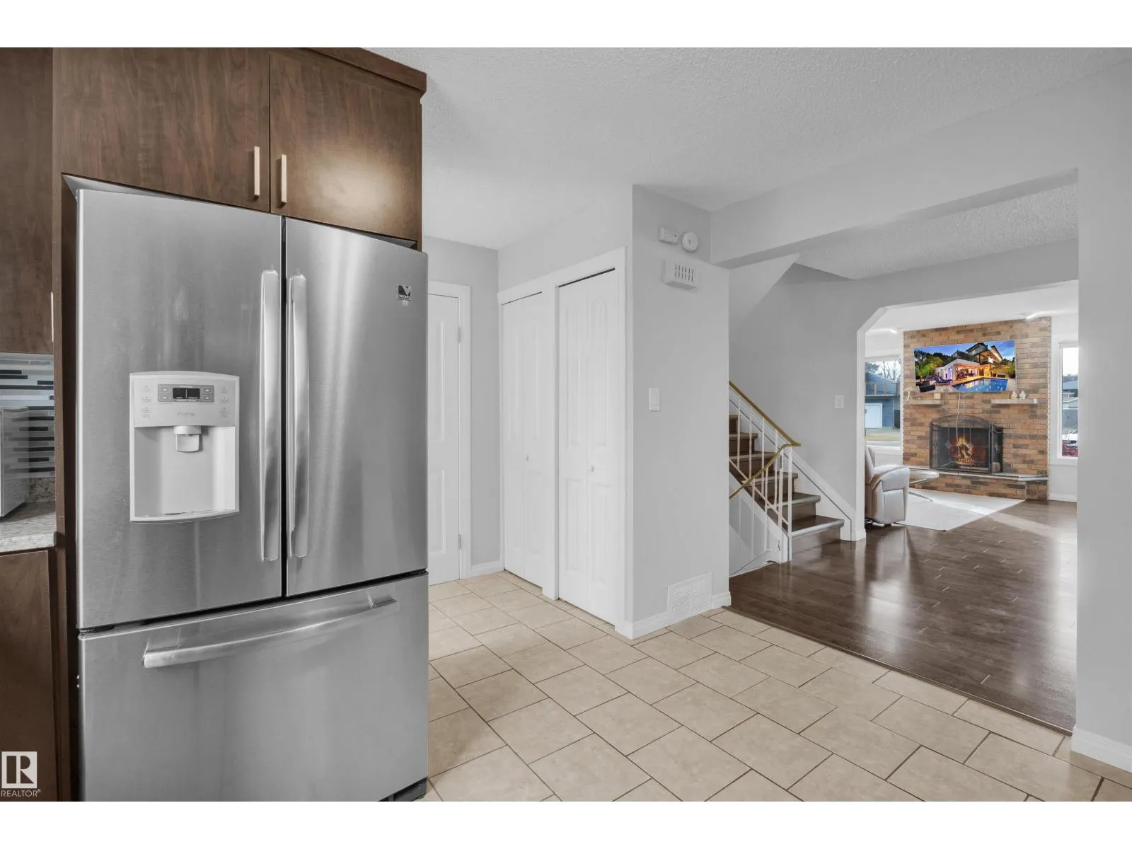 75 GRAND MEADOW CR NW