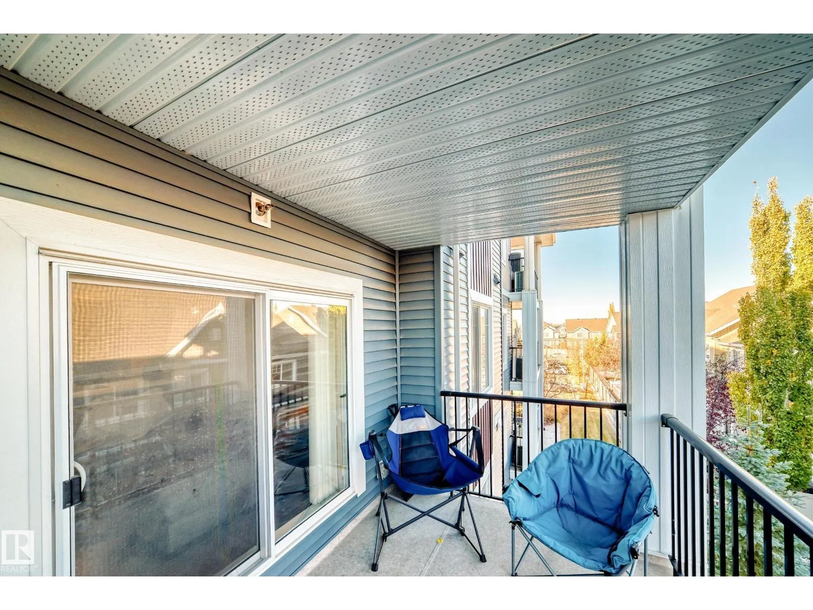 #303 4008 SAVARYN DR SW