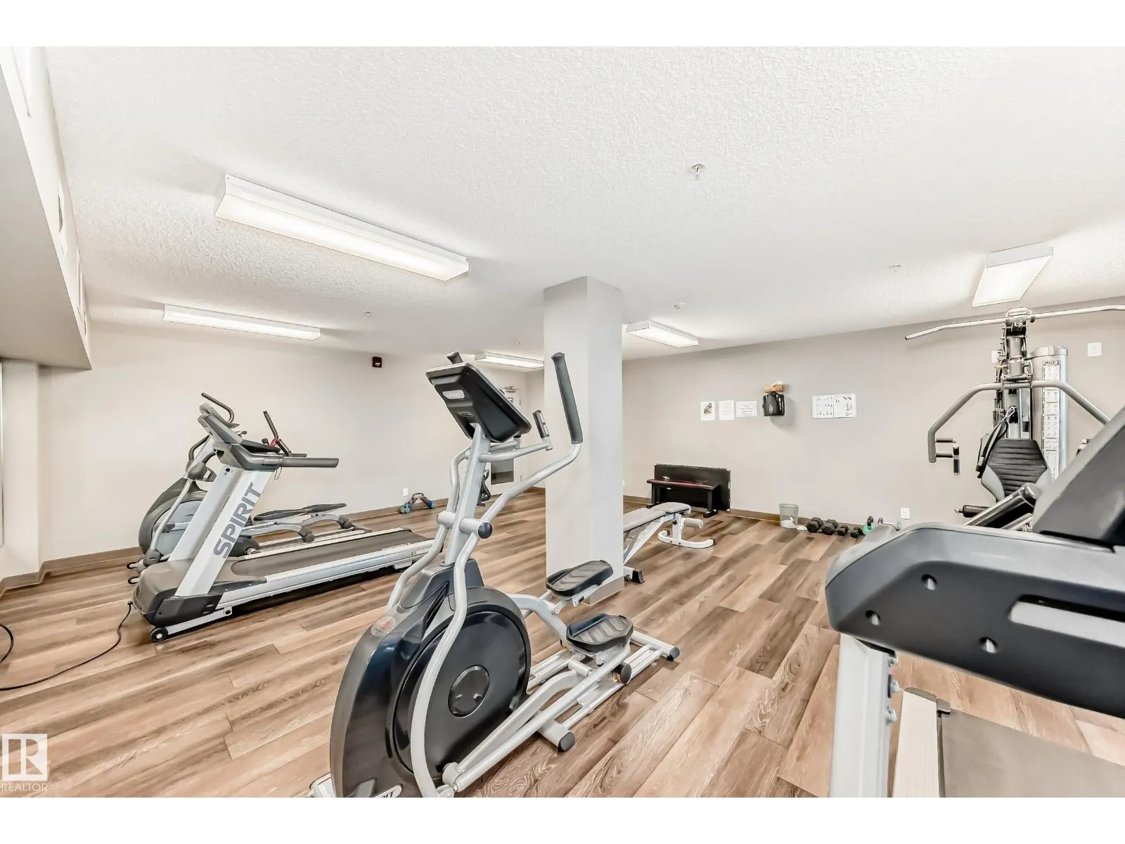 #303 4008 SAVARYN DR SW