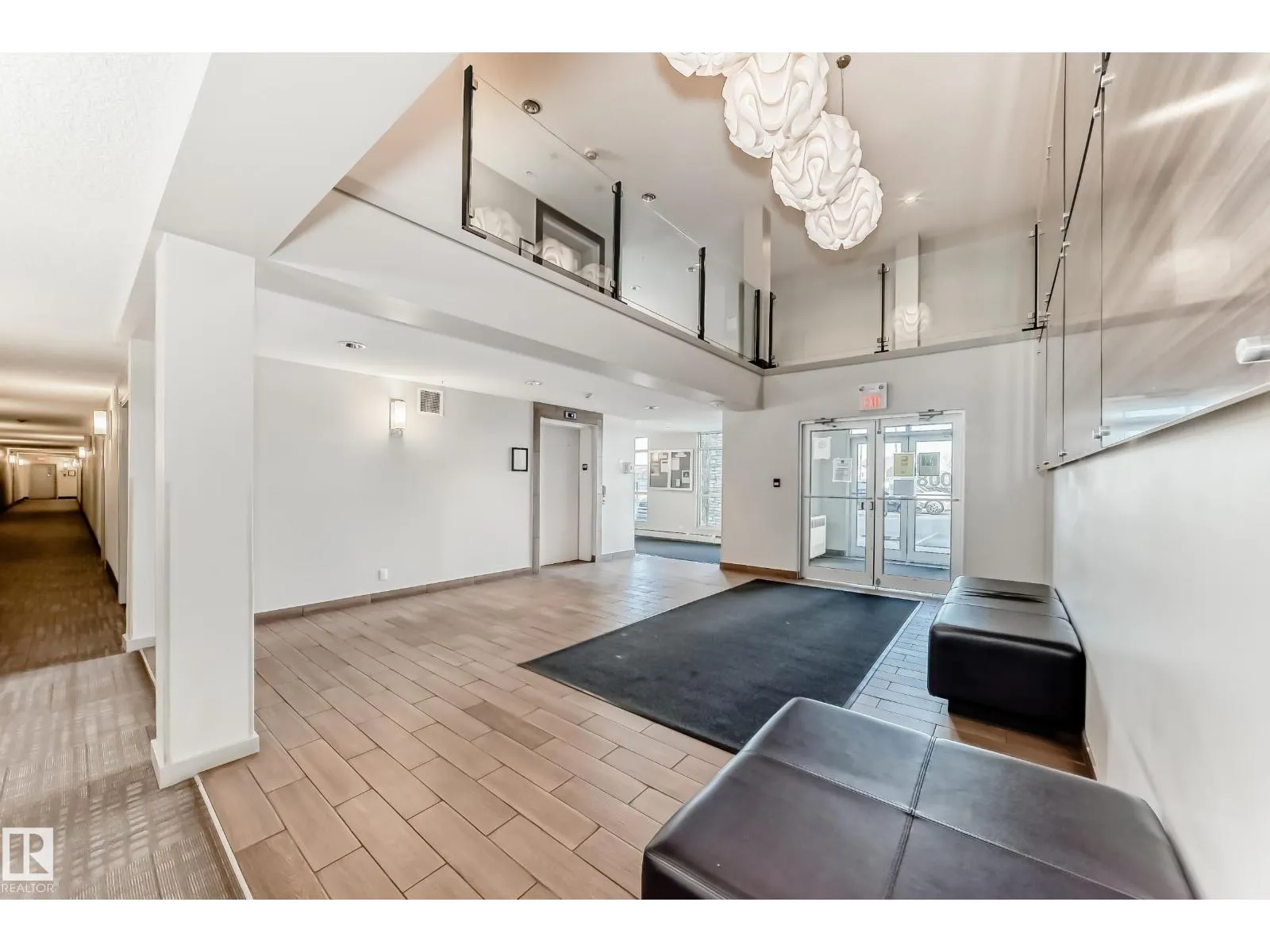 #303 4008 SAVARYN DR SW