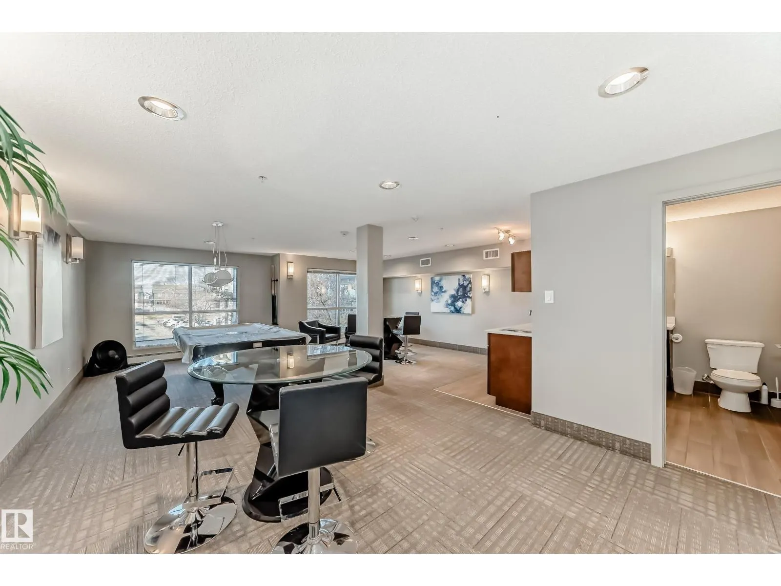 #303 4008 SAVARYN DR SW