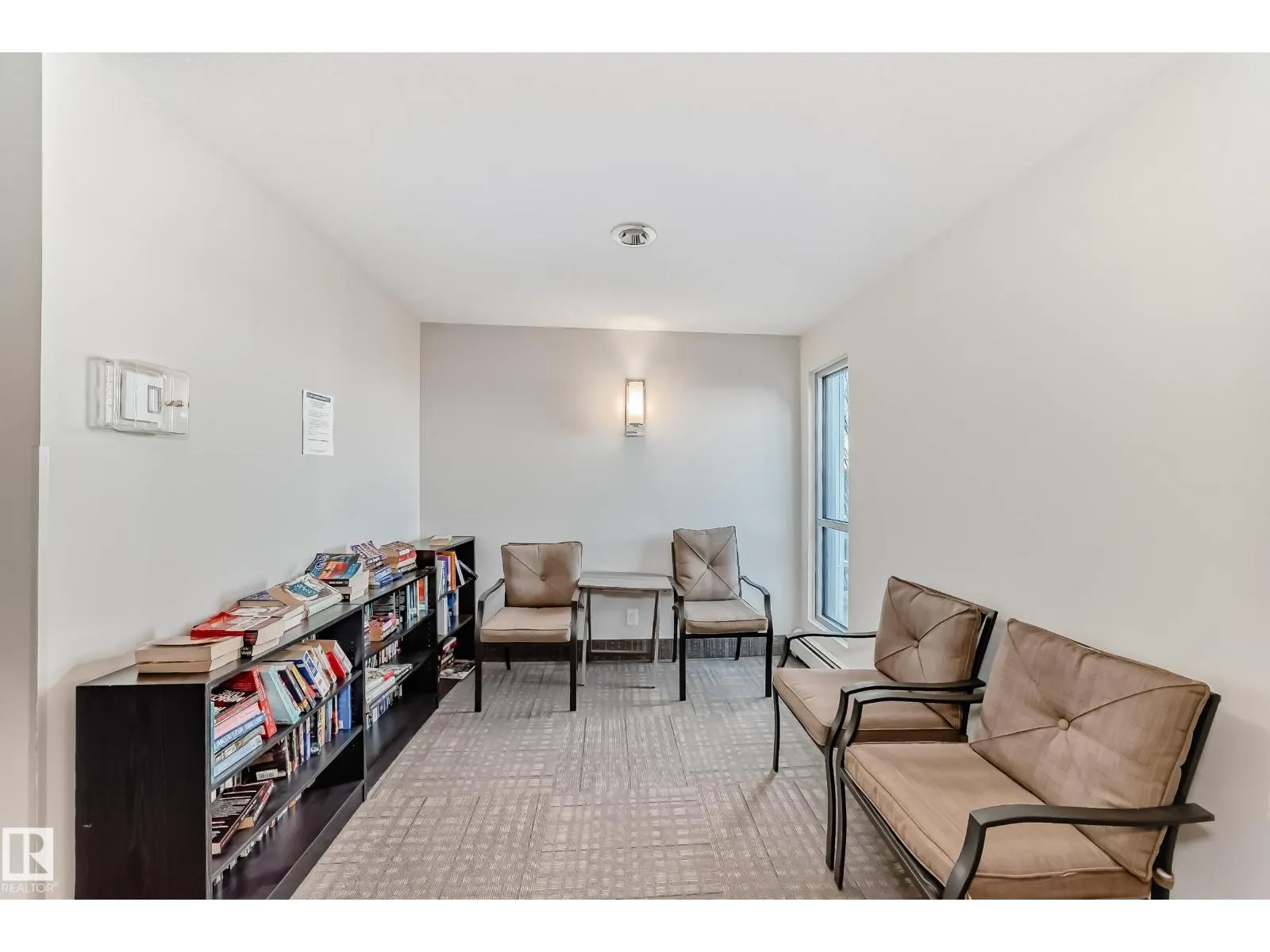 #303 4008 SAVARYN DR SW