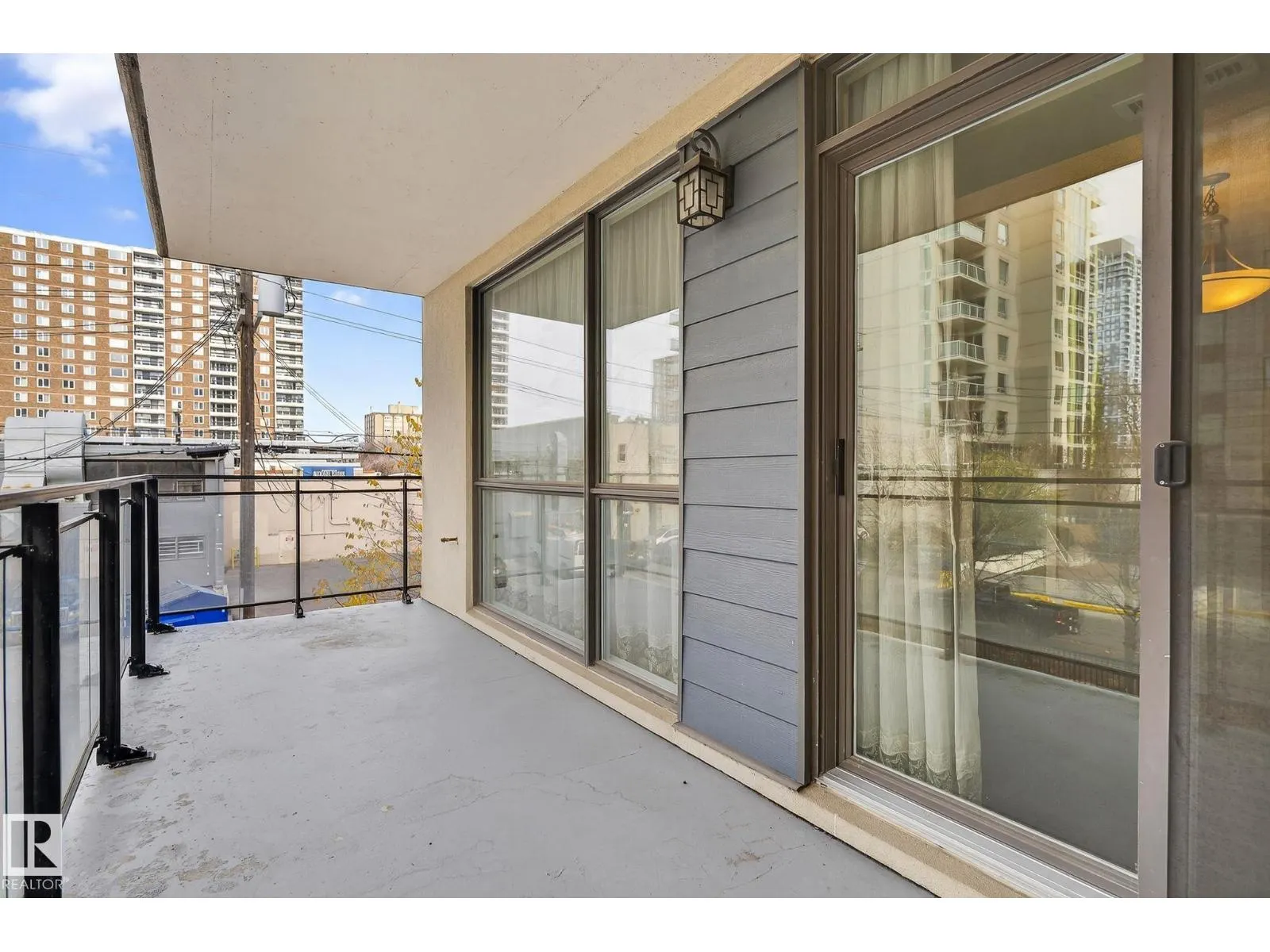 #203 10046 117 ST NW