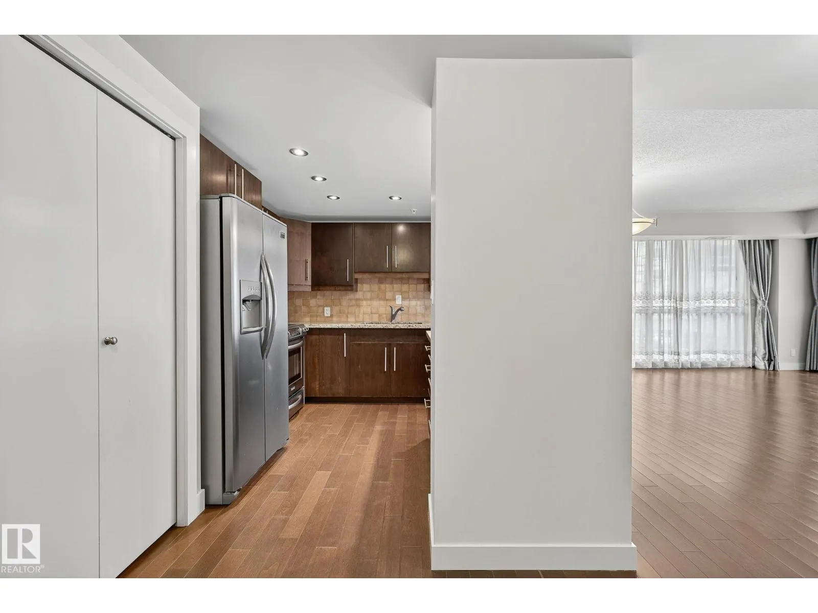 #203 10046 117 ST NW