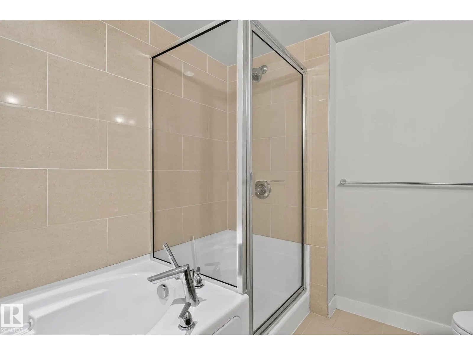 #203 10046 117 ST NW