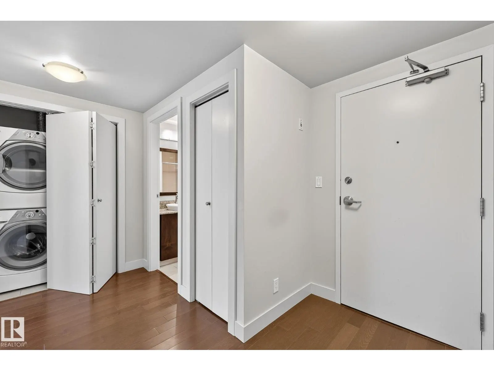 #203 10046 117 ST NW