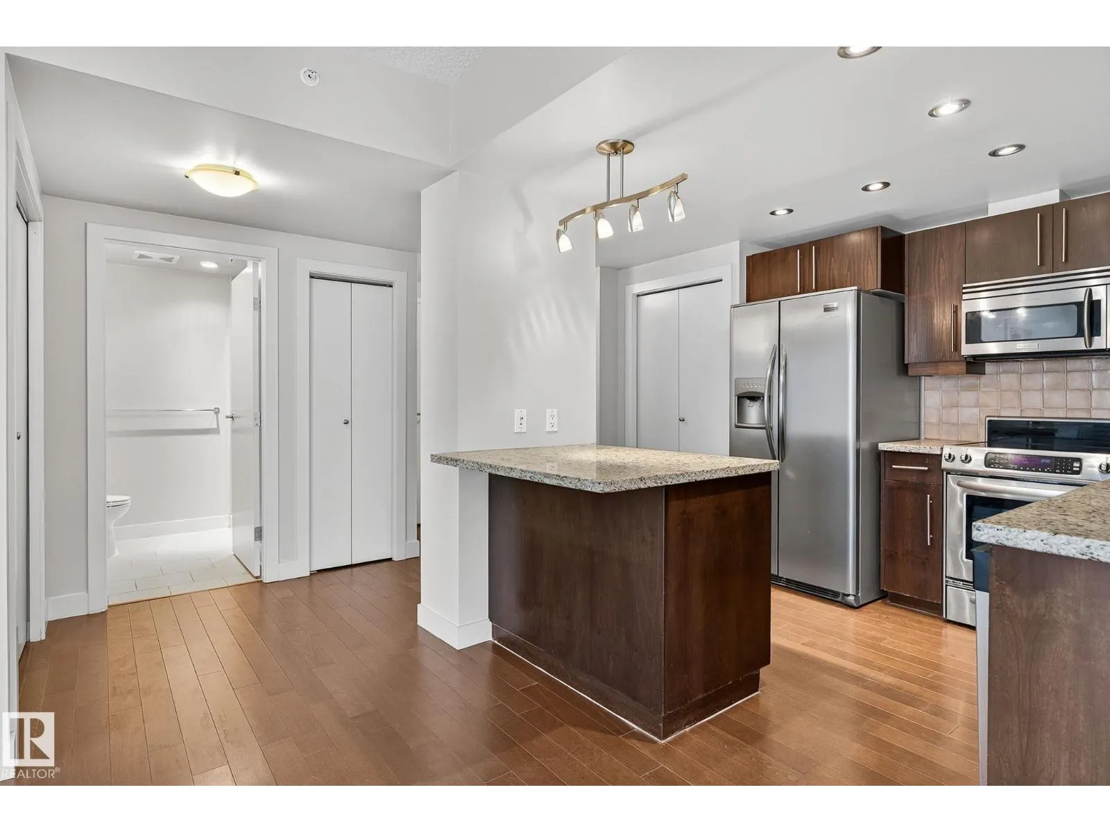 #203 10046 117 ST NW