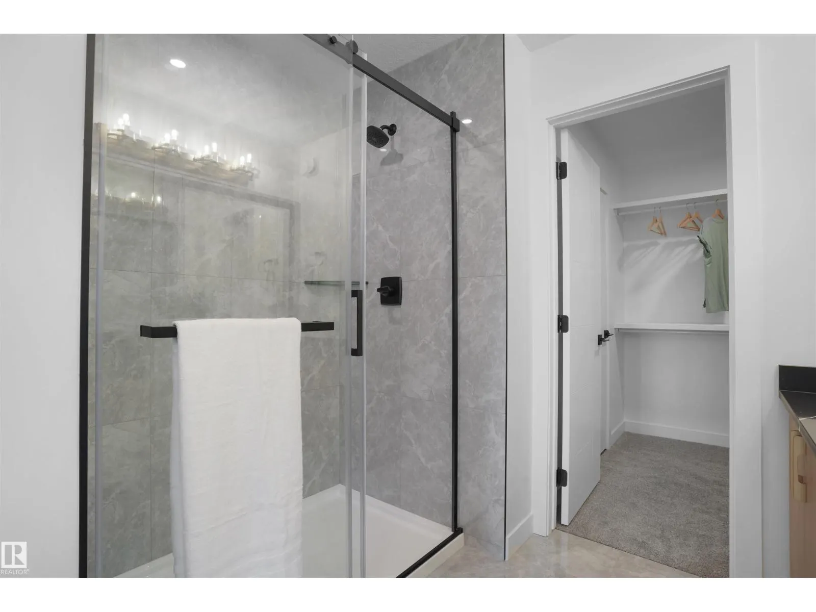 3305 Chernowski Way SW SW