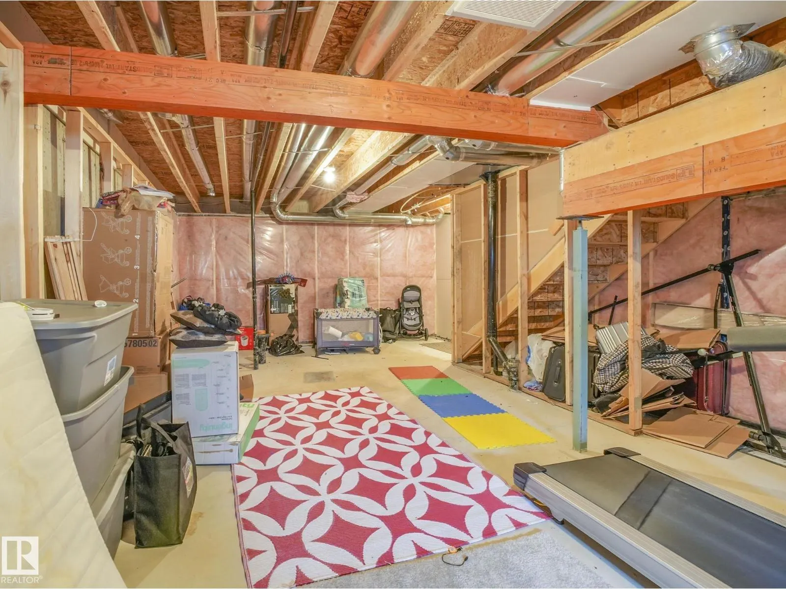 648 LEWIS GREENS DR NW