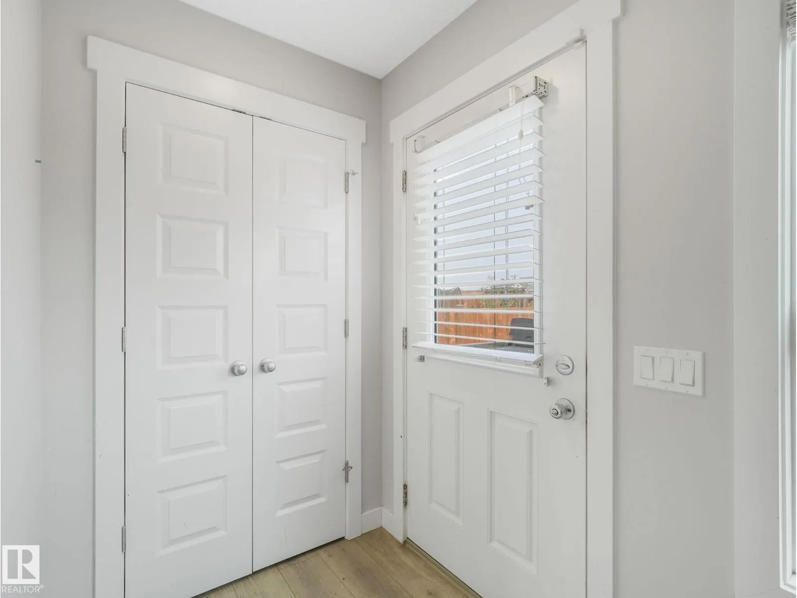 648 LEWIS GREENS DR NW