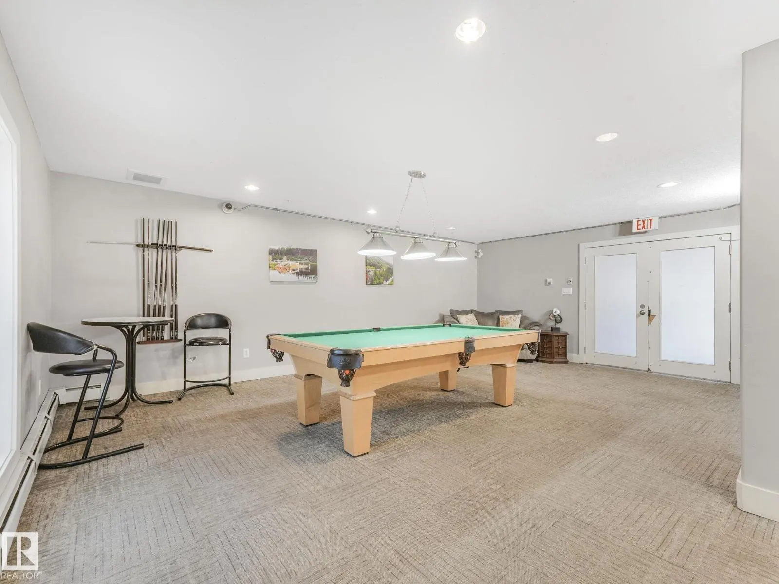 #209 646 MCALLISTER LO SW