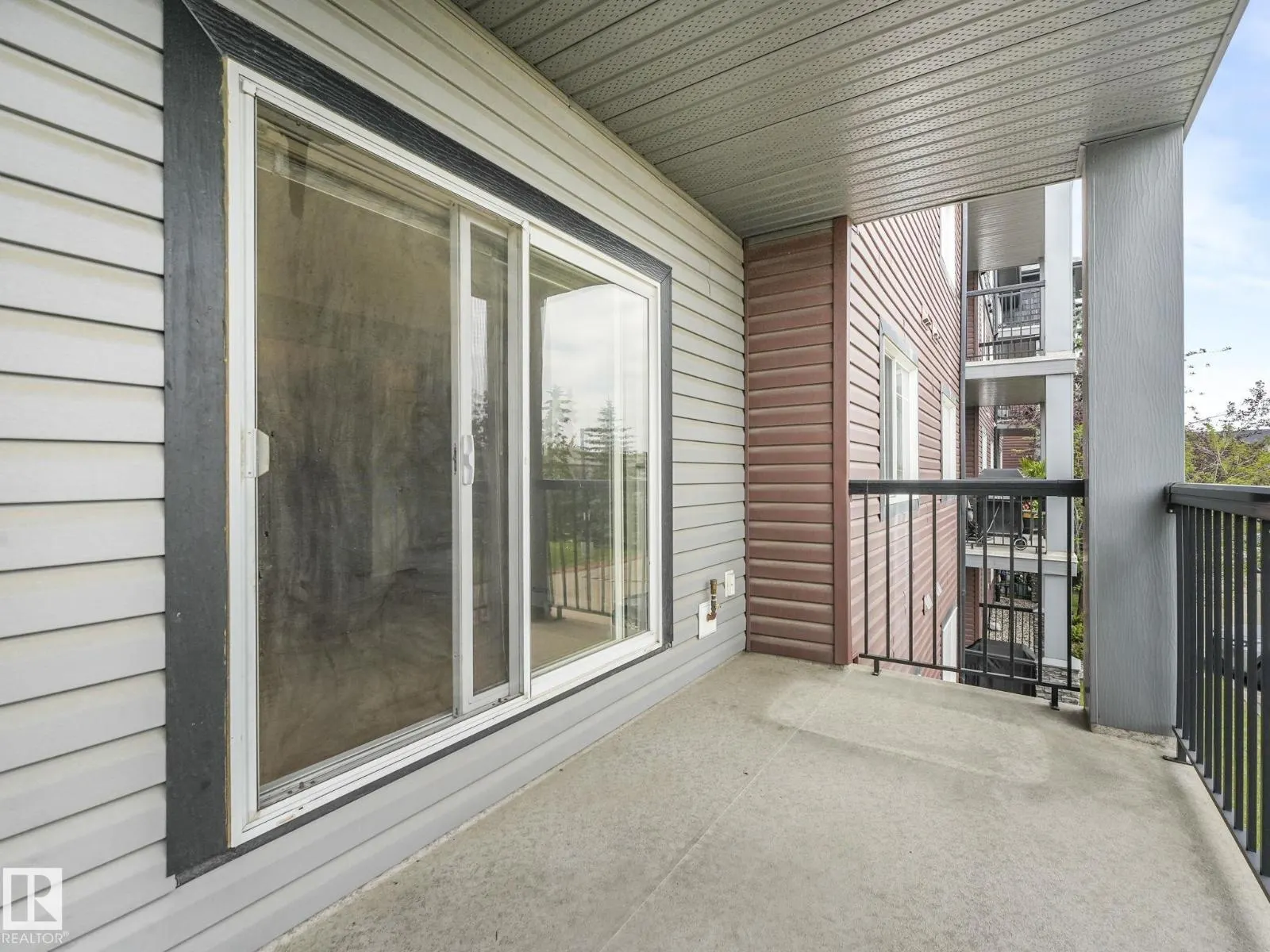 #209 646 MCALLISTER LO SW