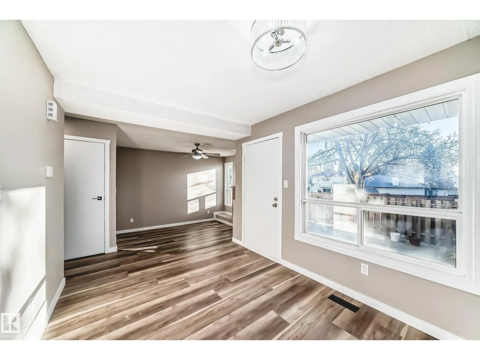 #44 4403 RIVERBEND RD NW