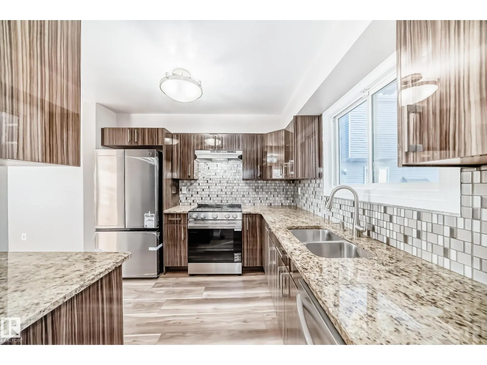 #44 4403 RIVERBEND RD NW