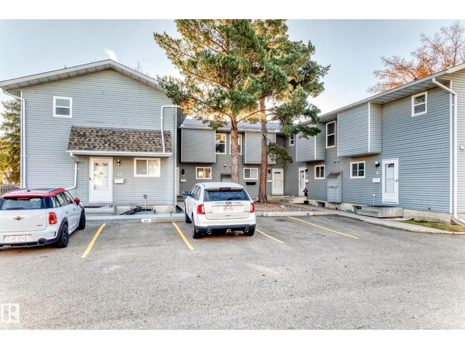 #44 4403 RIVERBEND RD NW