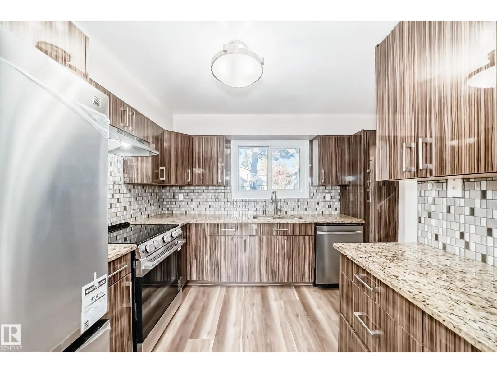 #44 4403 RIVERBEND RD NW