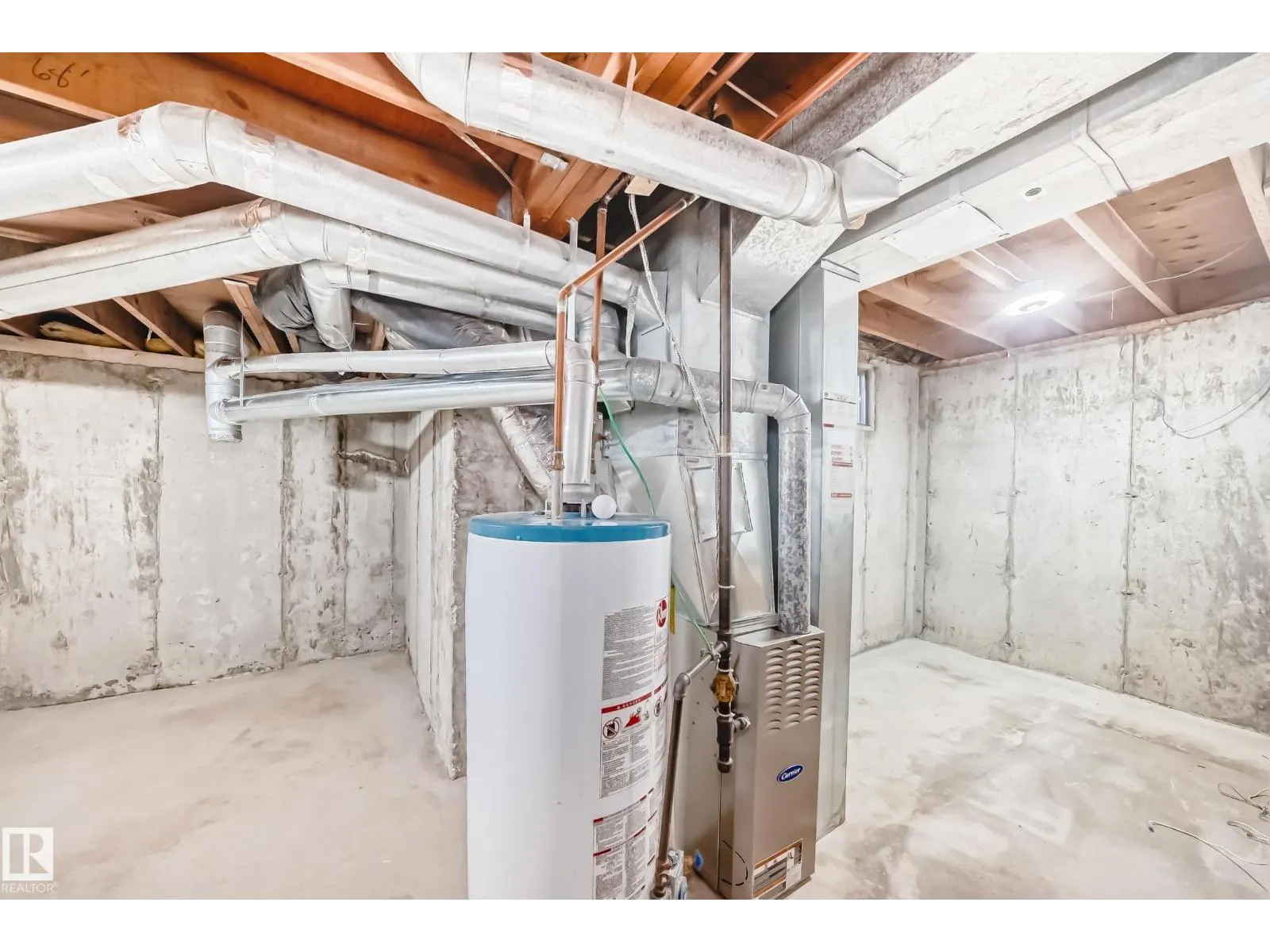 #44 4403 RIVERBEND RD NW