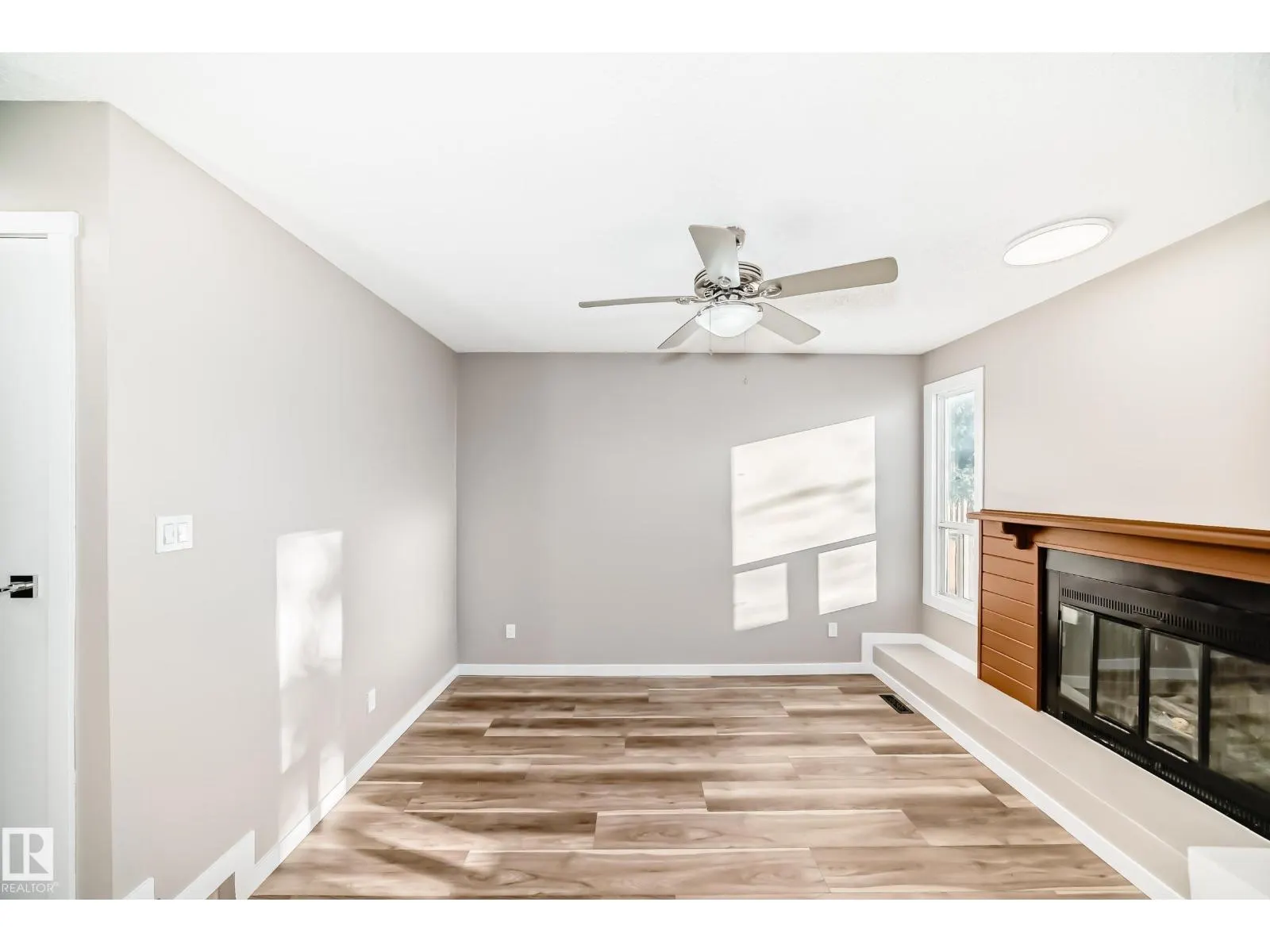 #44 4403 RIVERBEND RD NW