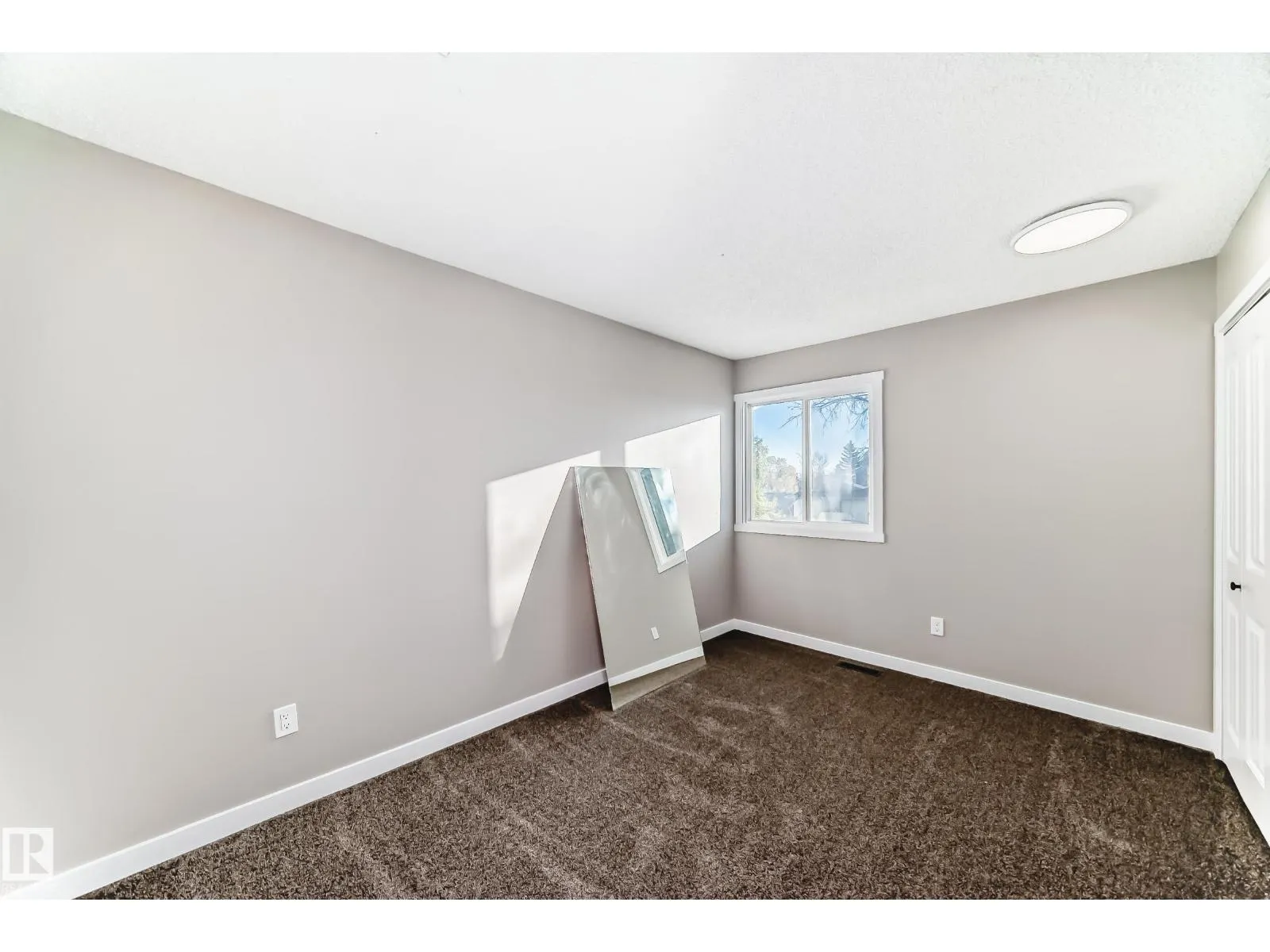 #44 4403 RIVERBEND RD NW