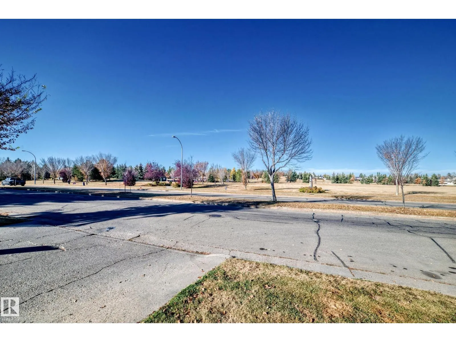 #44 4403 RIVERBEND RD NW