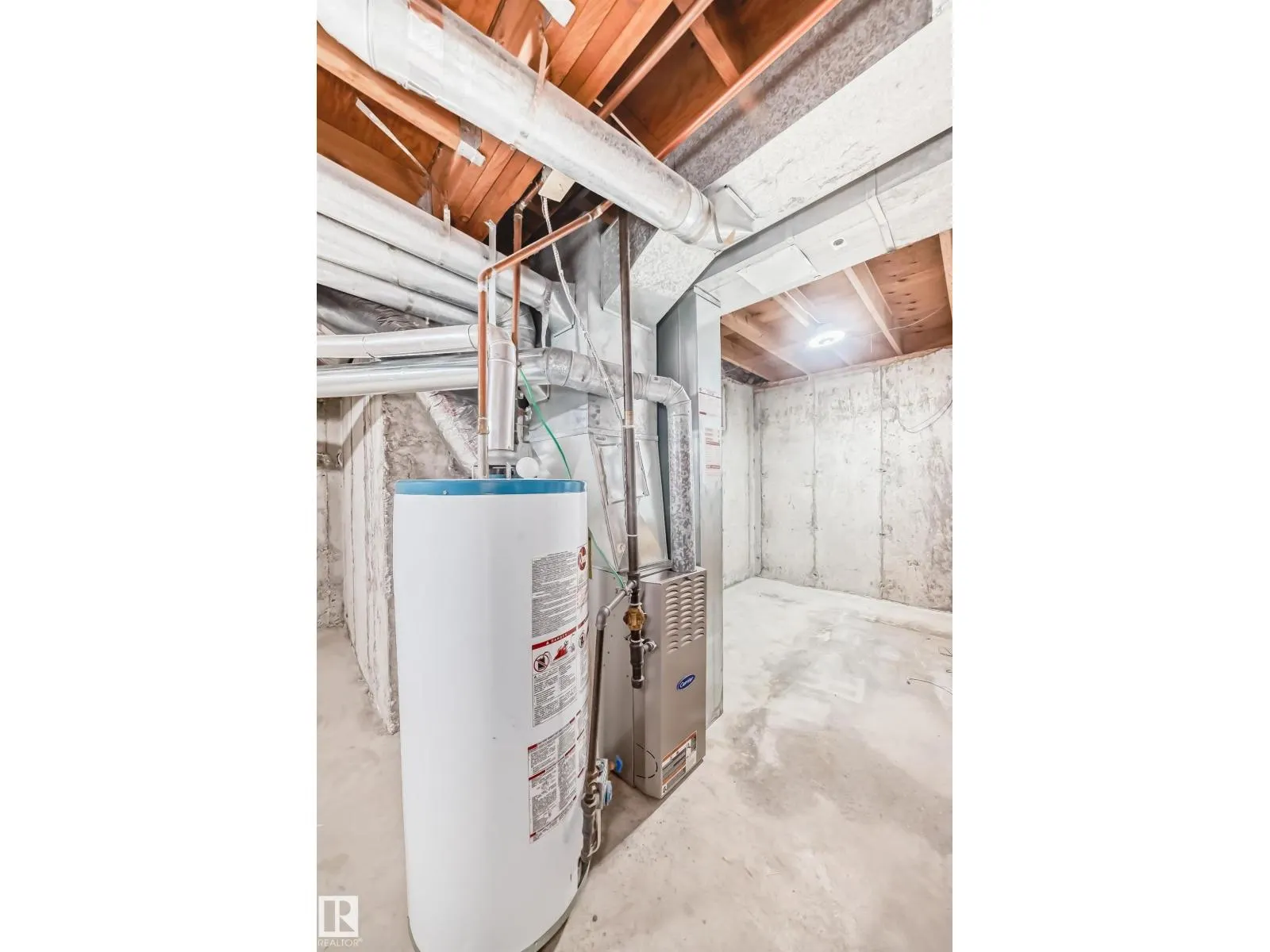 #44 4403 RIVERBEND RD NW