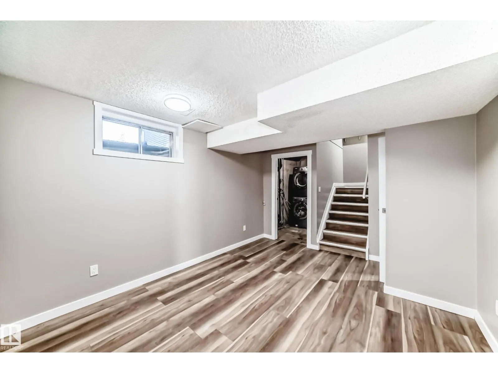 #44 4403 RIVERBEND RD NW