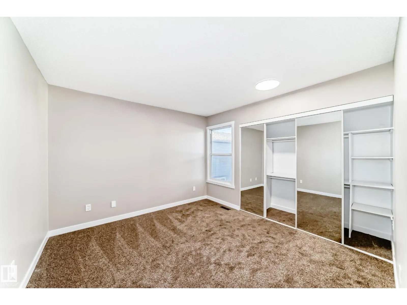 #44 4403 RIVERBEND RD NW